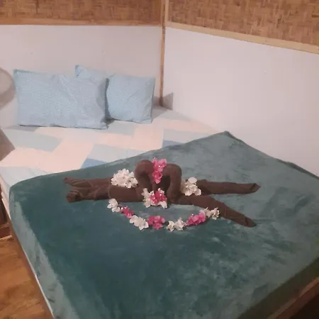 Boneputeh Homestay Taliwang Exterior photo