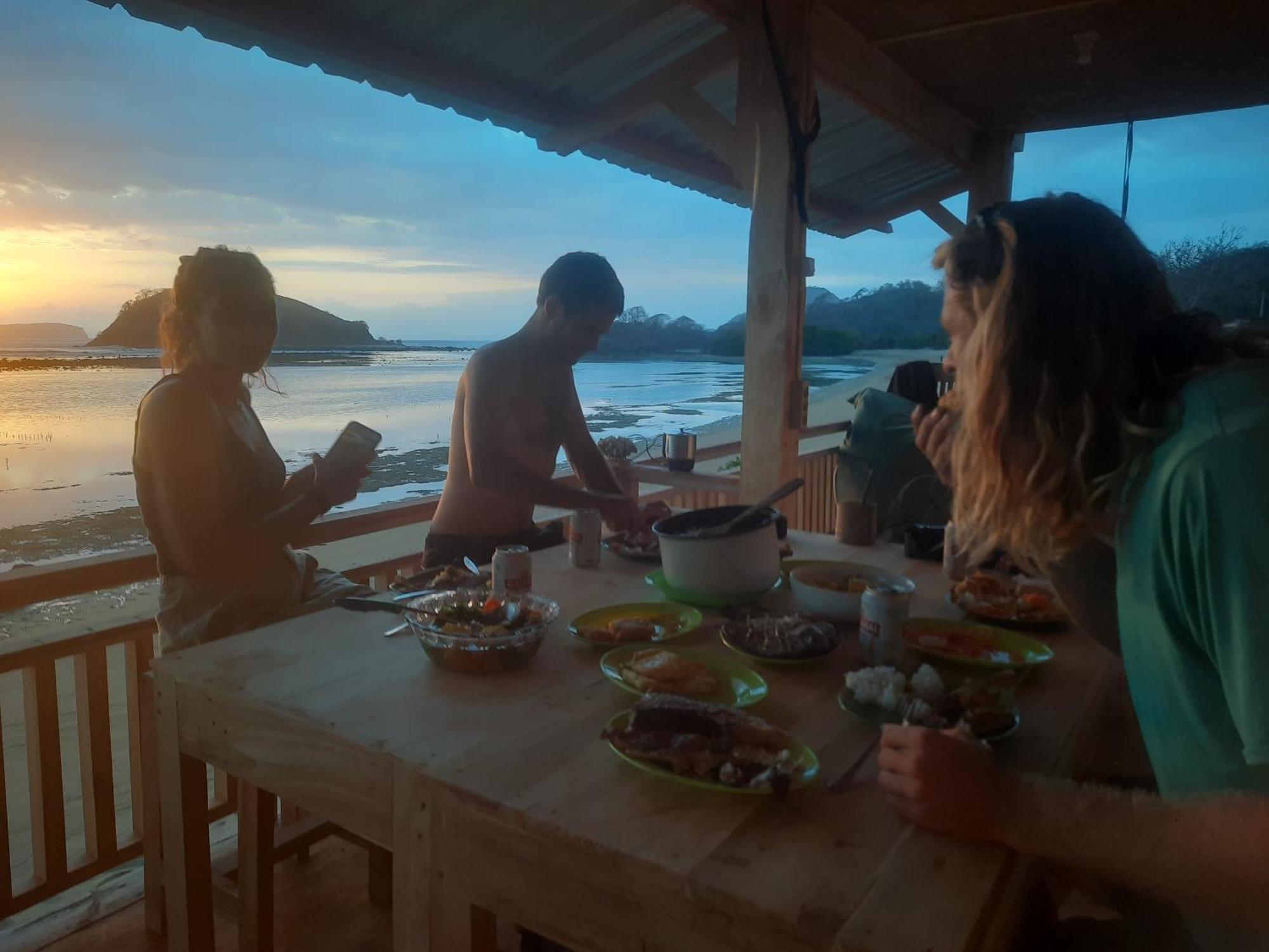 Boneputeh Homestay Taliwang